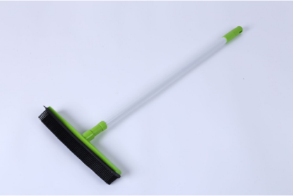 New Extra Long Handle Rubber Bristles Sweeper Squeegee for Pet Cat Dog Hair Fur Broom (Color: GREEN)